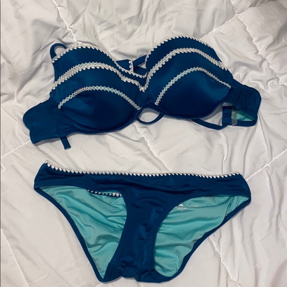 Bathing suit